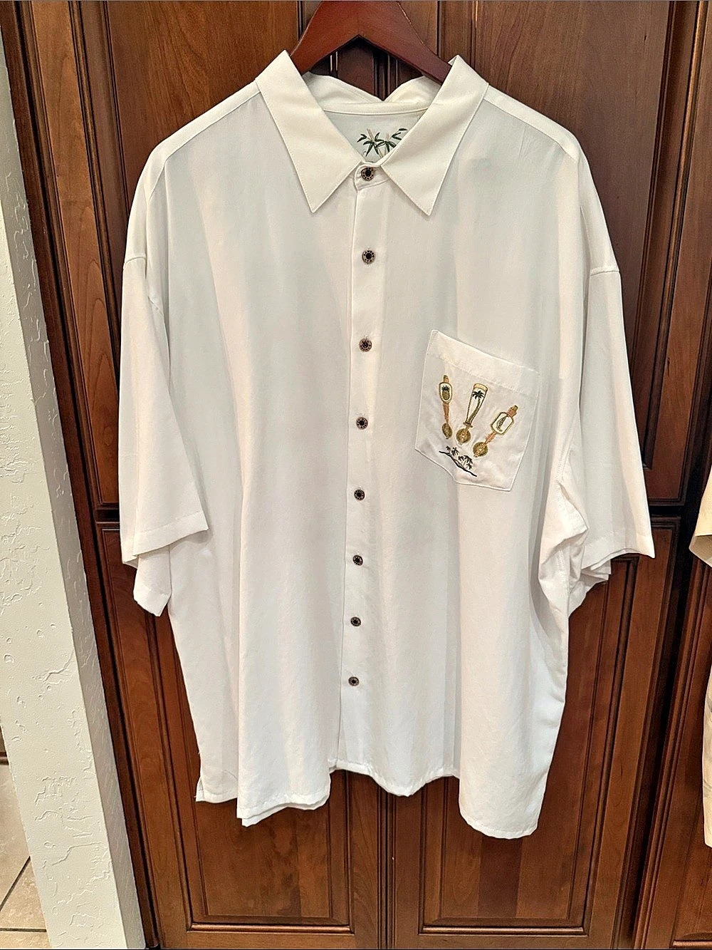 Bamboo Cay Island on Tap Men's Embroidered Rayon Shirt 3XL